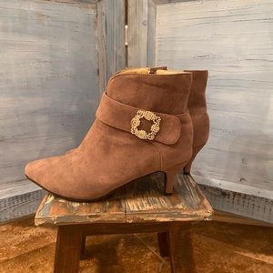 Women’s ankle boots